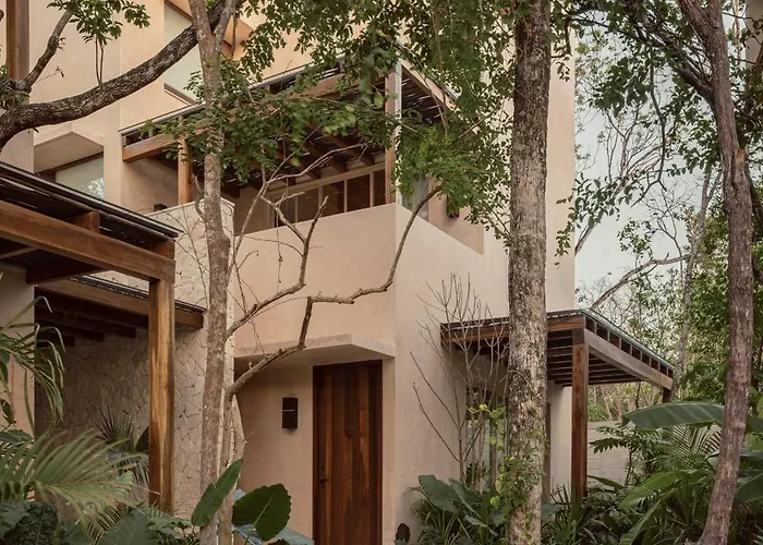 Hotel Naboa 5*