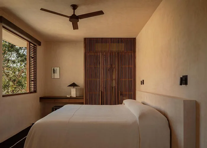 Naboa Hotel 5*